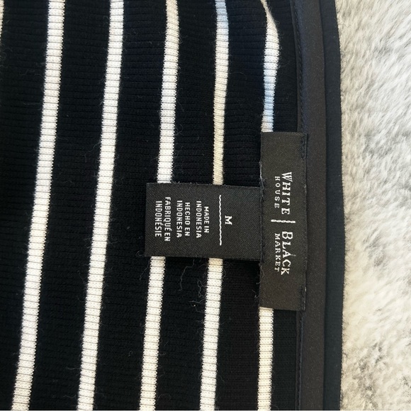 White House Black Market Women’s long sleeve Striped Tee Size M - Picture 4 of 5